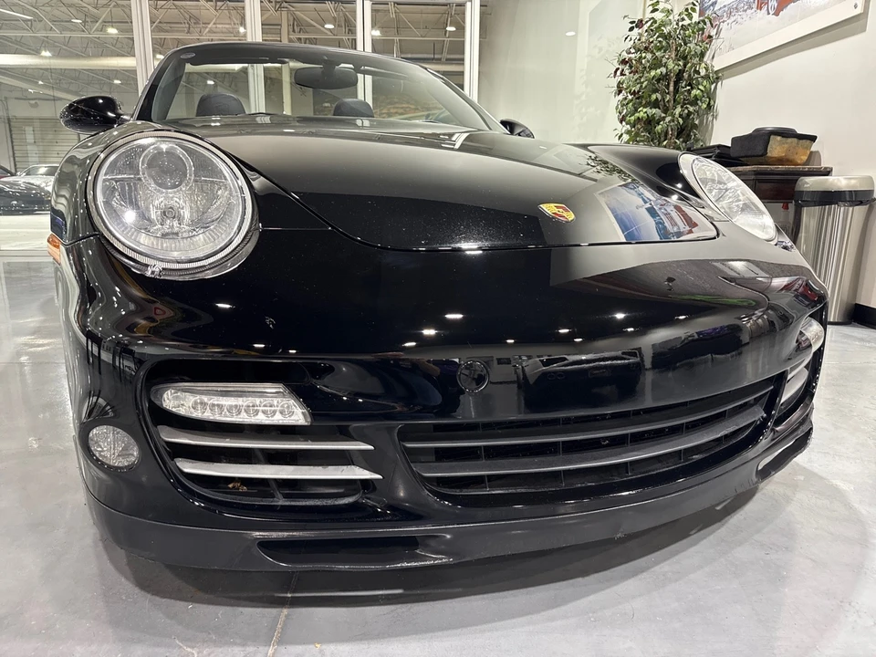 2010 Porsche 997 Turbo - Image 27 of 31