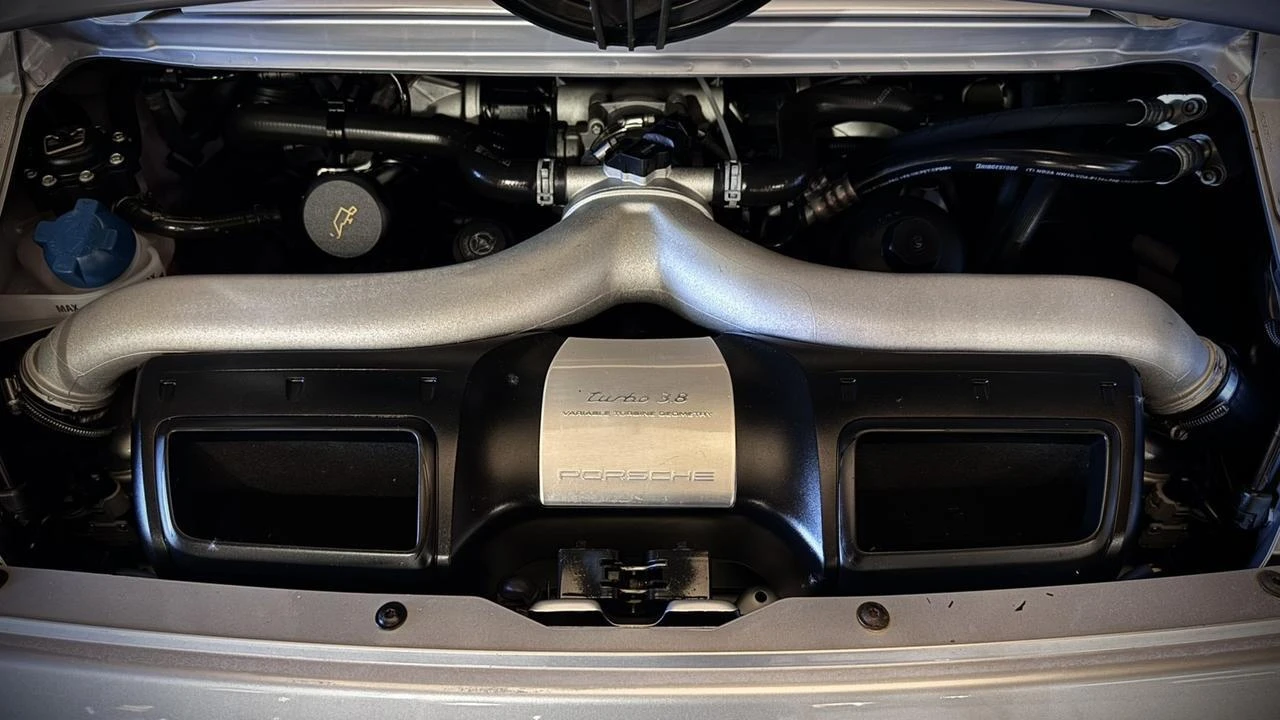 2010 Porsche 997 Turbo - Image 29 of 30