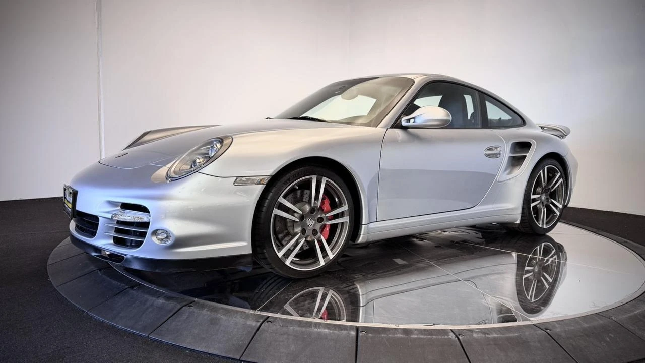 2010 Porsche 997 Turbo - Image 18 of 30