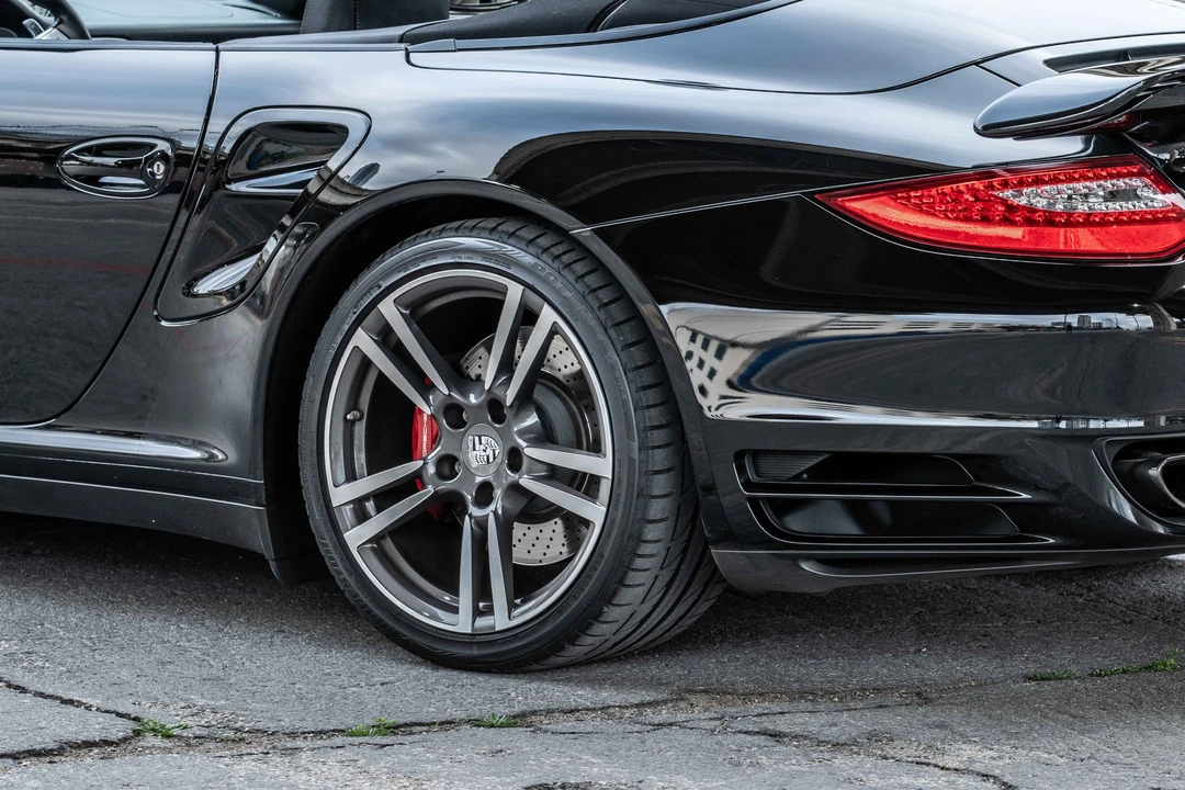 2010 Porsche 997 Turbo - Image 4 of 8