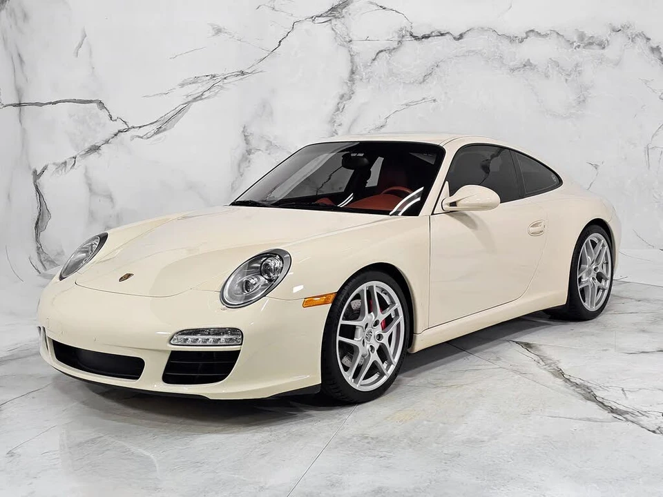 2010 Porsche 997 Carrera - Image 15 of 31