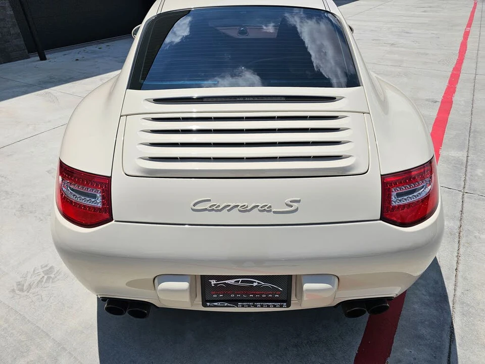 2010 Porsche 997 Carrera - Image 11 of 31