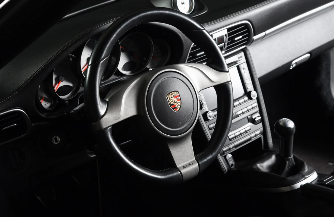 2010 Porsche 911 - Image 5 of 31