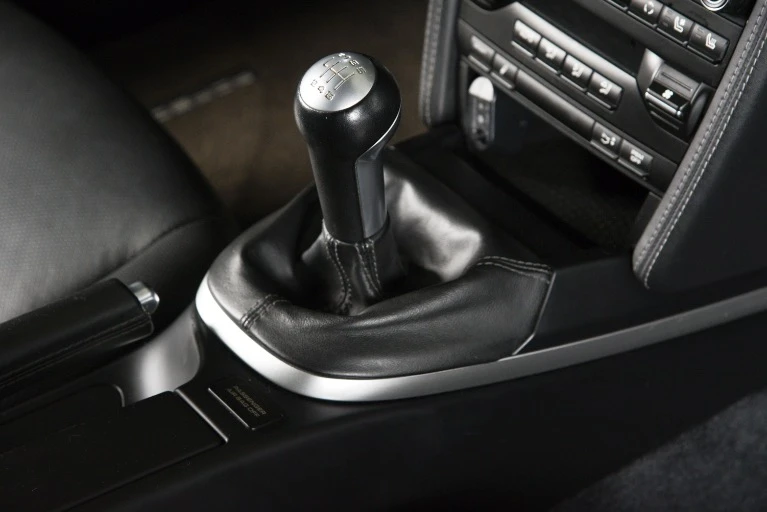 2010 Porsche 911 - Image 27 of 31