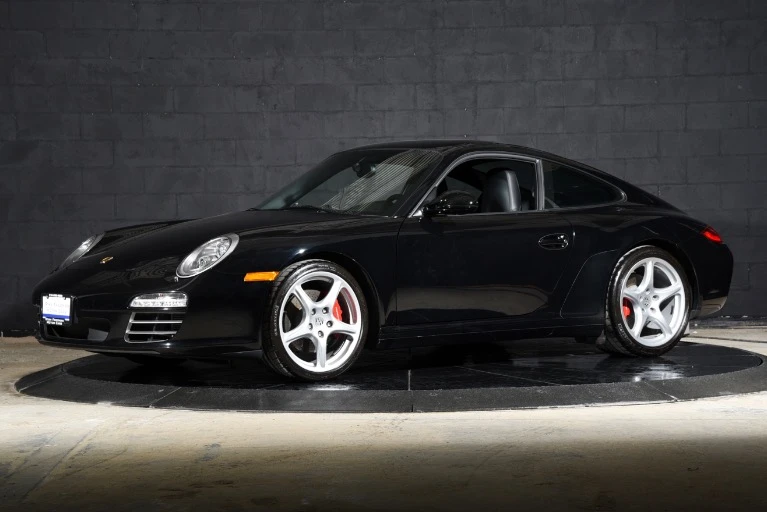 2010 Porsche 911 - Image 24 of 31