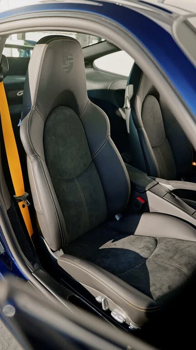 2010 Porsche 997 Carrera - Image 19 of 31