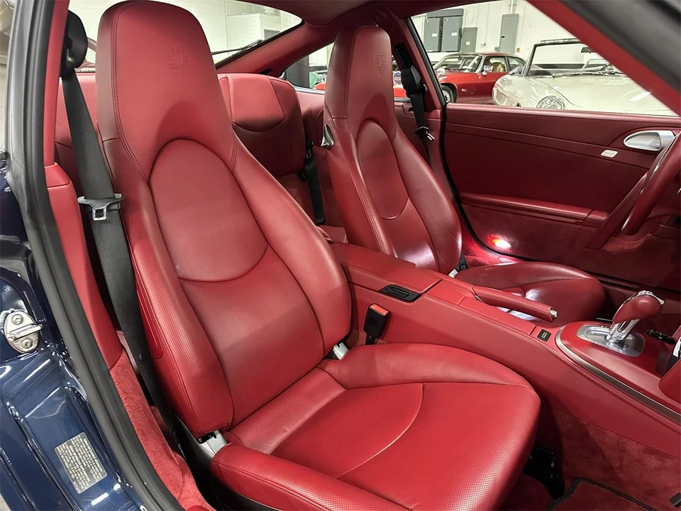 2010 Porsche 997 Carrera - Image 29 of 31