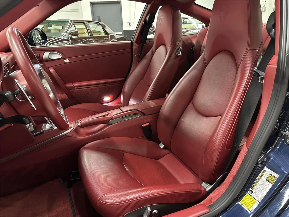 2010 Porsche 997 Carrera - Image 17 of 31