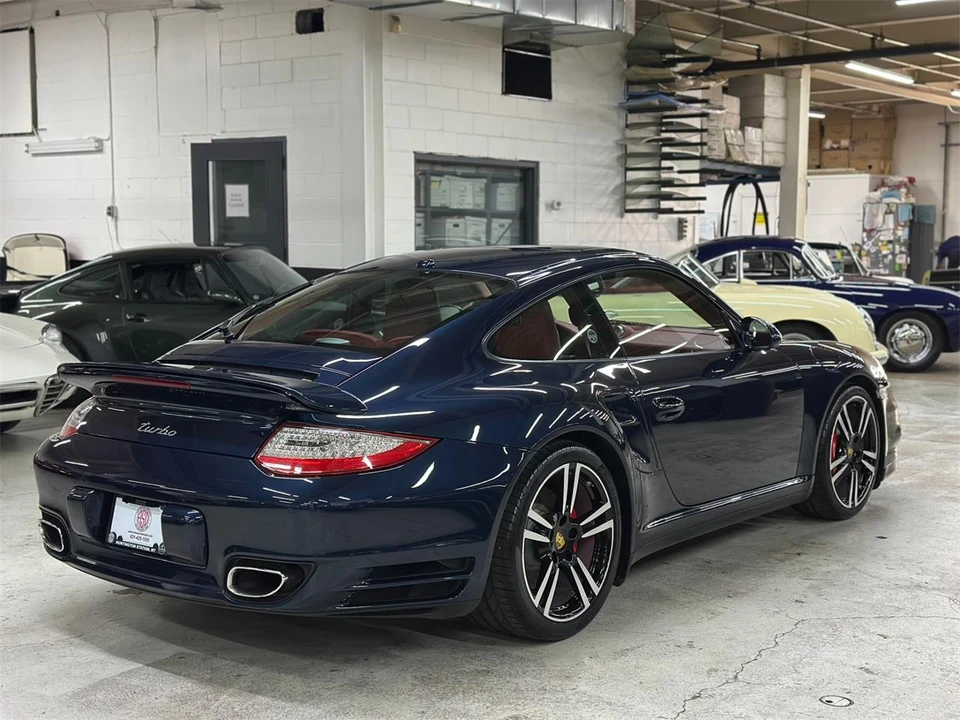 2010 Porsche 997 Carrera - Image 6 of 31