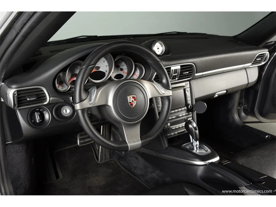 2010 Porsche 997 Carrera - Image 25 of 31