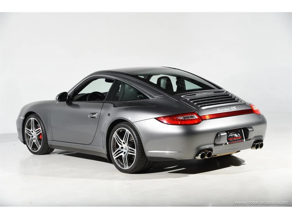2010 Porsche 997 Carrera - Image 5 of 31