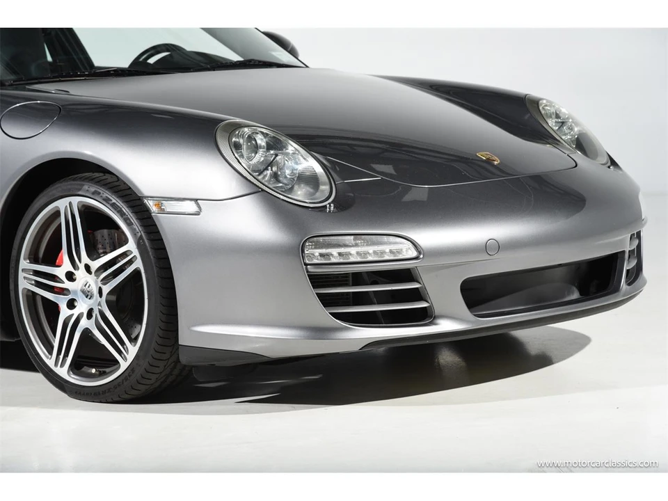 2010 Porsche 997 Carrera - Image 24 of 31