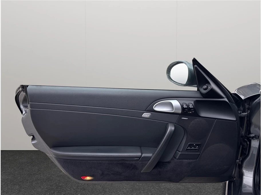 2010 Porsche 997 Carrera - Image 18 of 21