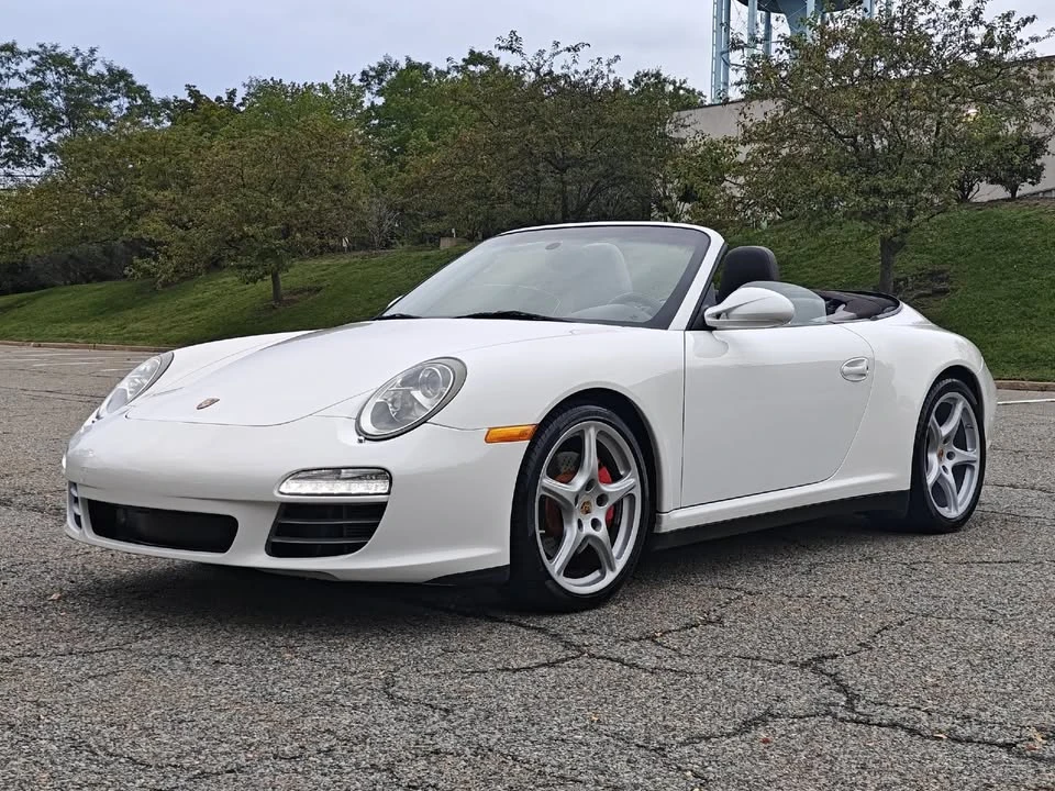 2010 Porsche 997 Carrera 4S - Image 2 of 20