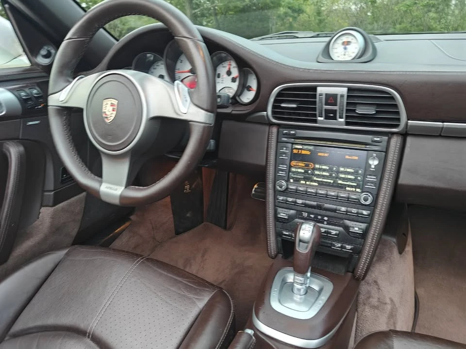 2010 Porsche 997 Carrera 4S - Image 15 of 20