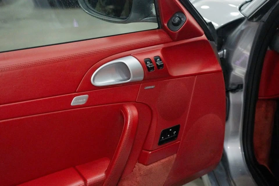 2010 Porsche 997 Carrera - Image 18 of 20
