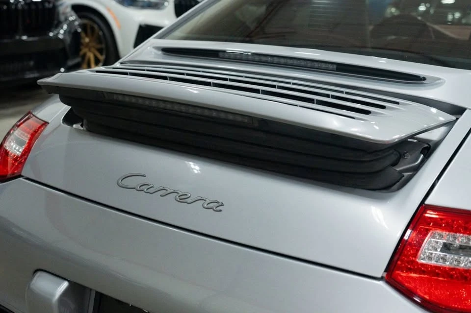 2010 Porsche 997 Carrera - Image 9 of 20