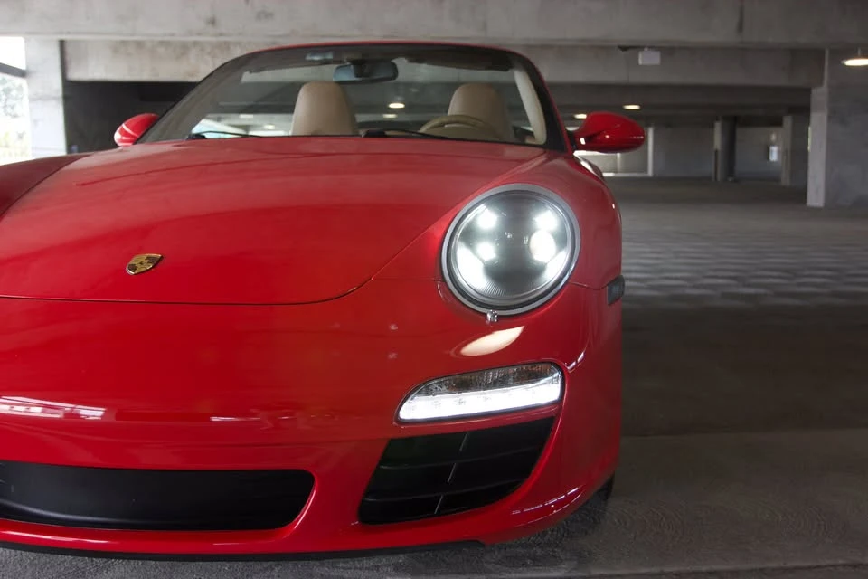 2010 Porsche 997 Carrera - Image 8 of 19