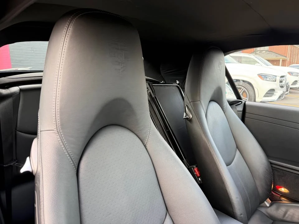 2010 Porsche 997 Carrera - Image 10 of 20