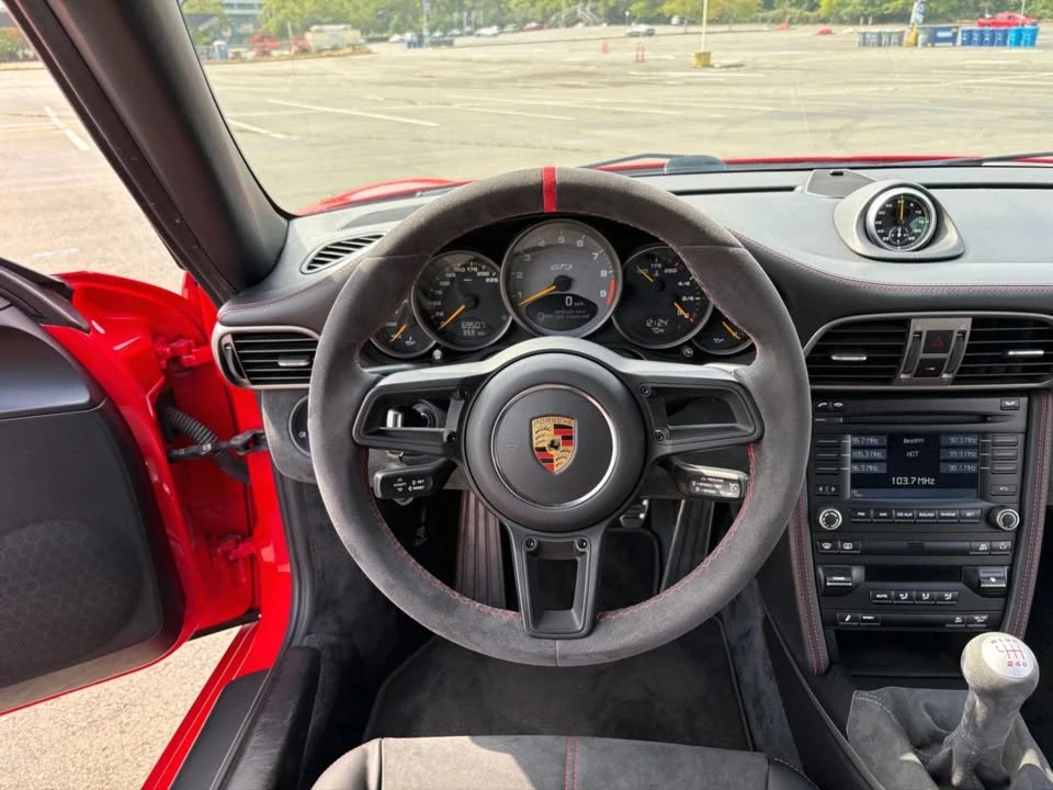 2010 Porsche 997 GT3 - Image 10 of 16