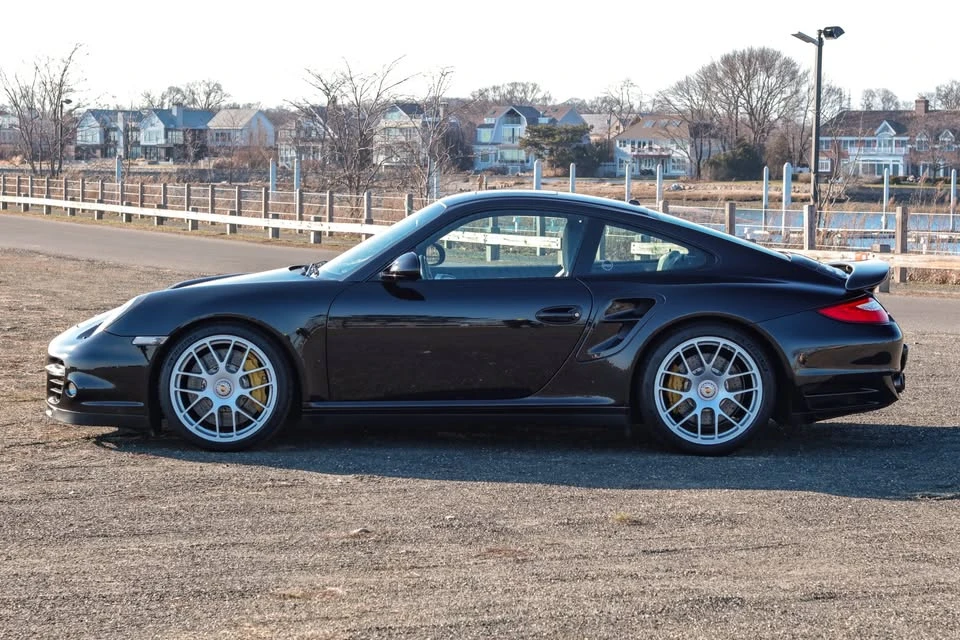 2010 Porsche 997 Turbo - Image 8 of 19