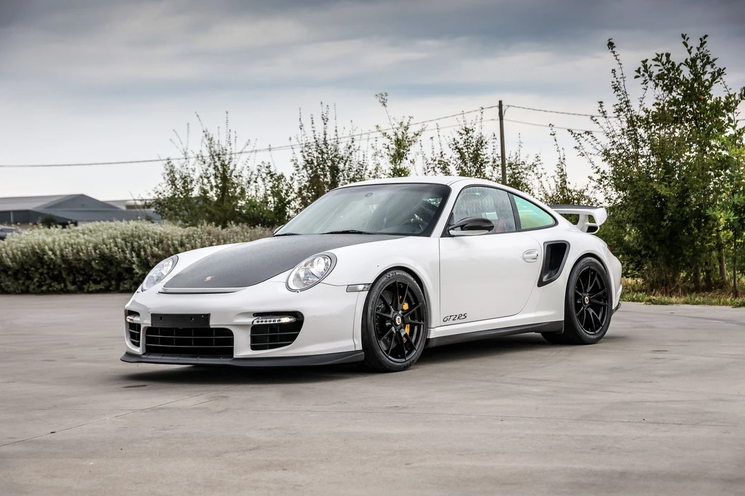 2010 Porsche 997 GT2 RS - Image 2 of 31