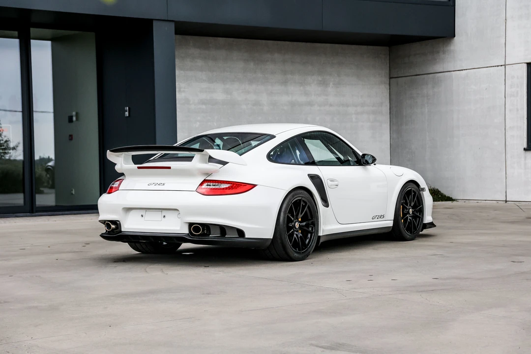 2010 Porsche 997 GT2 RS - Image 7 of 31