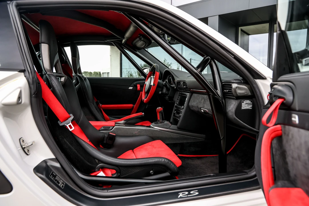 2010 Porsche 997 GT2 RS - Image 24 of 31