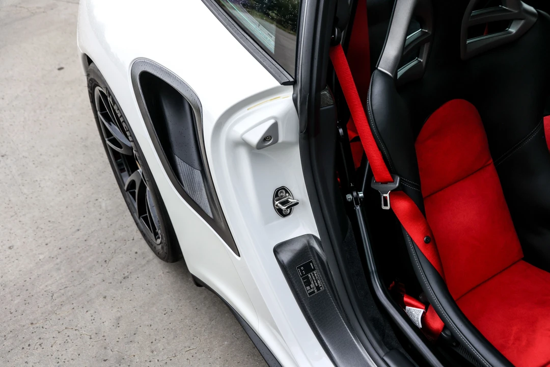 2010 Porsche 997 GT2 RS - Image 26 of 31
