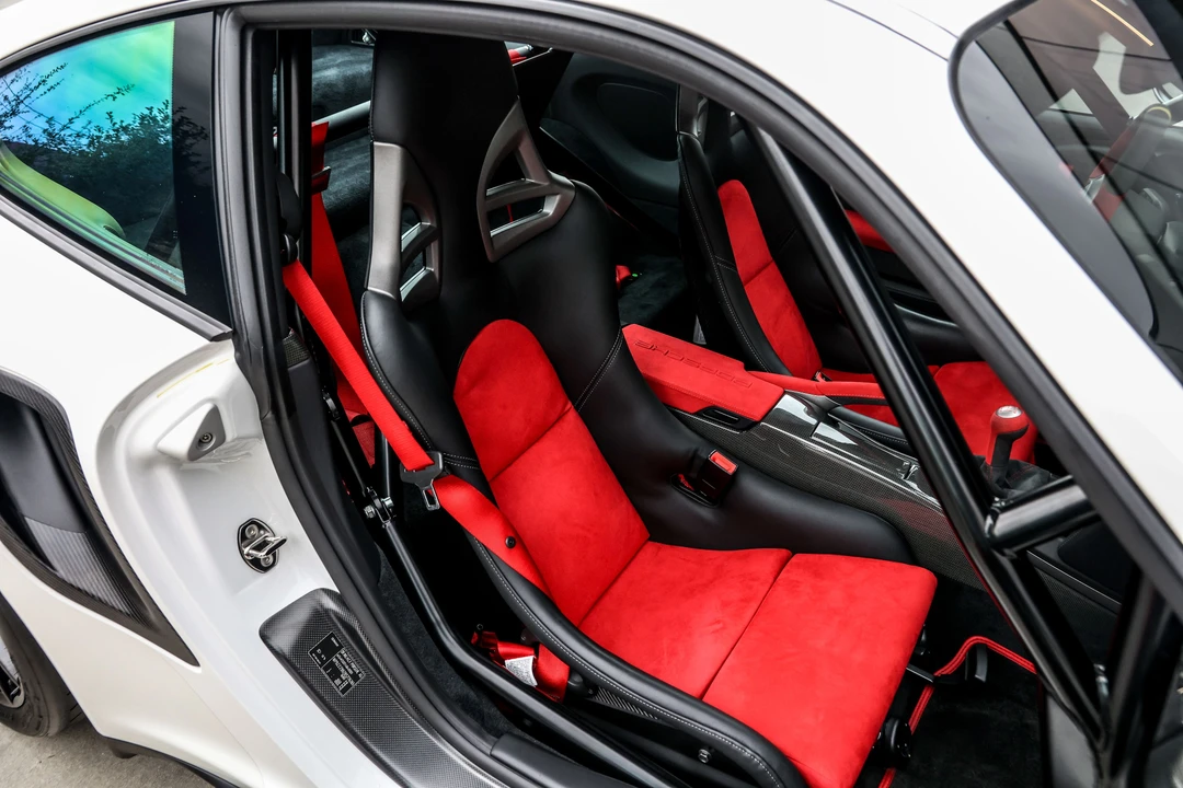 2010 Porsche 997 GT2 RS - Image 25 of 31