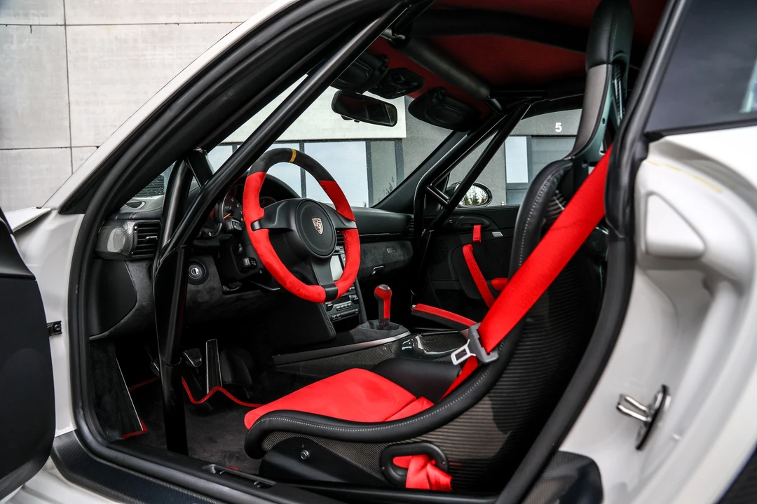 2010 Porsche 997 GT2 RS - Image 11 of 31