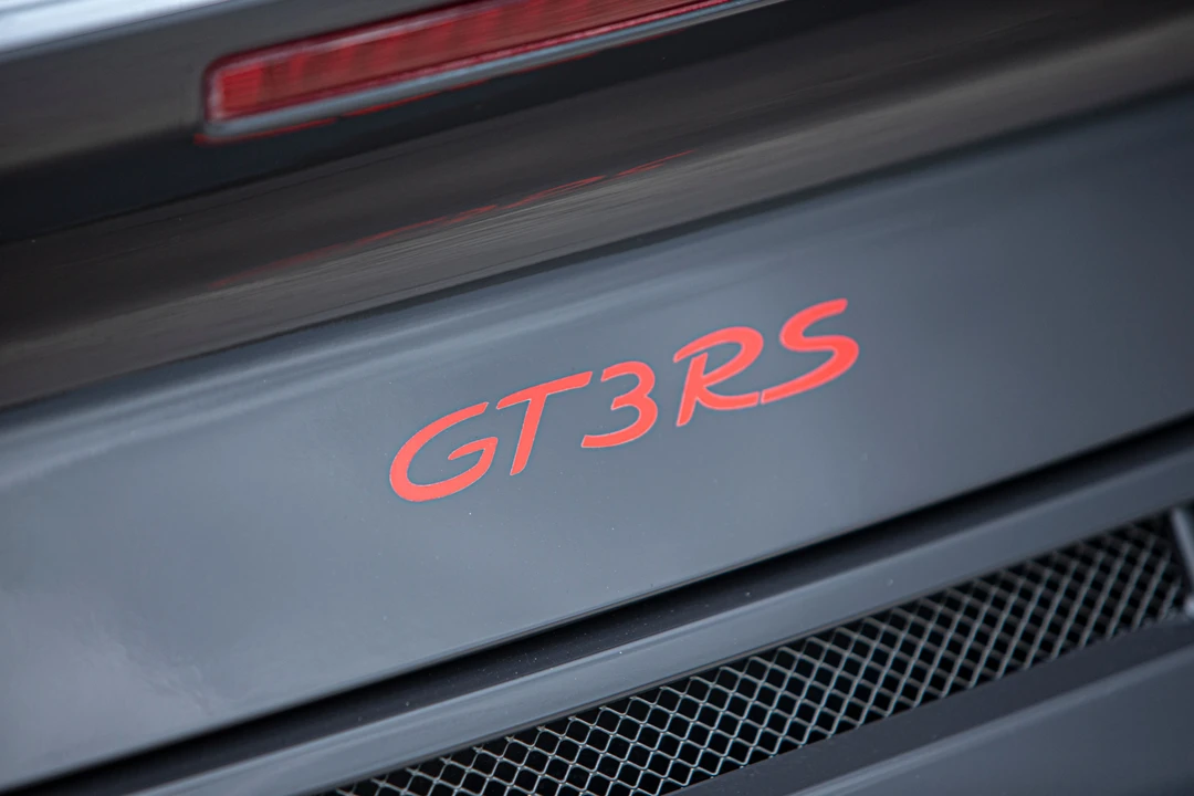 2010 Porsche 997 GT3 RS - Image 26 of 31