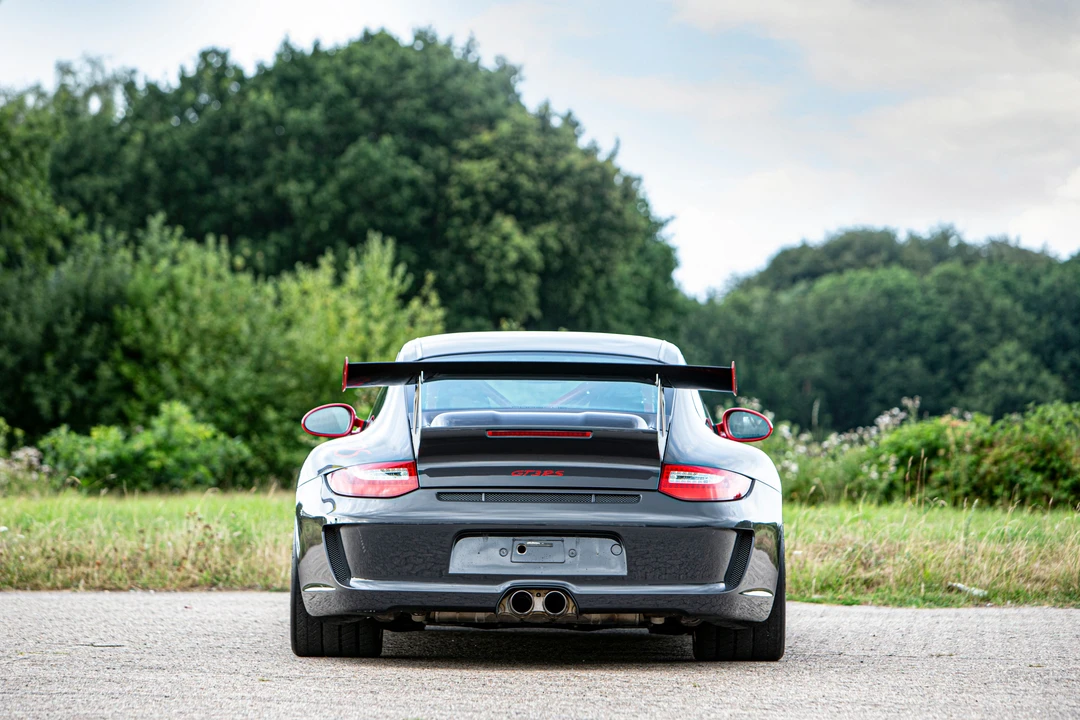 2010 Porsche 997 GT3 RS - Image 5 of 31