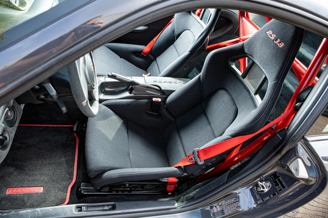 2010 Porsche 997 GT3 RS - Image 11 of 31