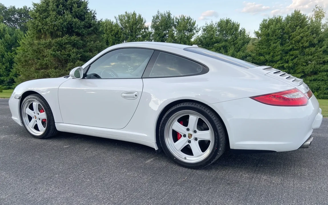 2010 Porsche 997 Carrera 4S - Image 3 of 6