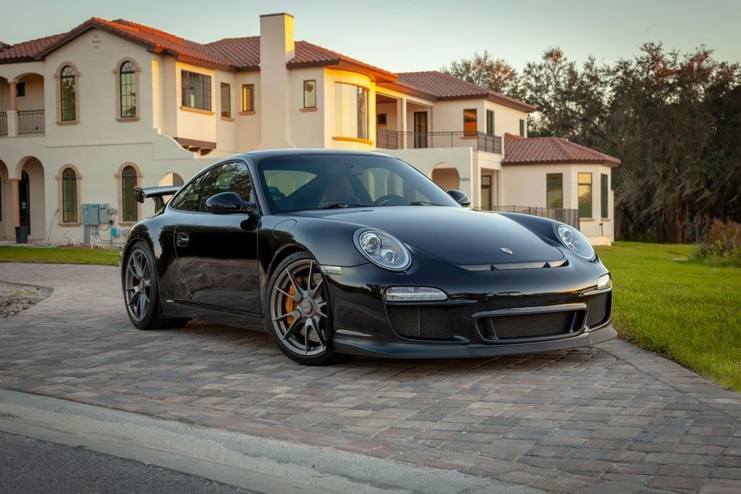 2010 Porsche 997 GT3 - Image 2 of 12