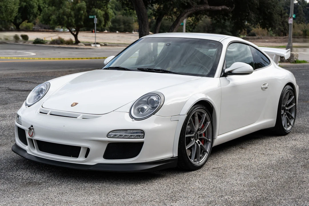 2010 Porsche 997 GT3 - Image 3 of 31