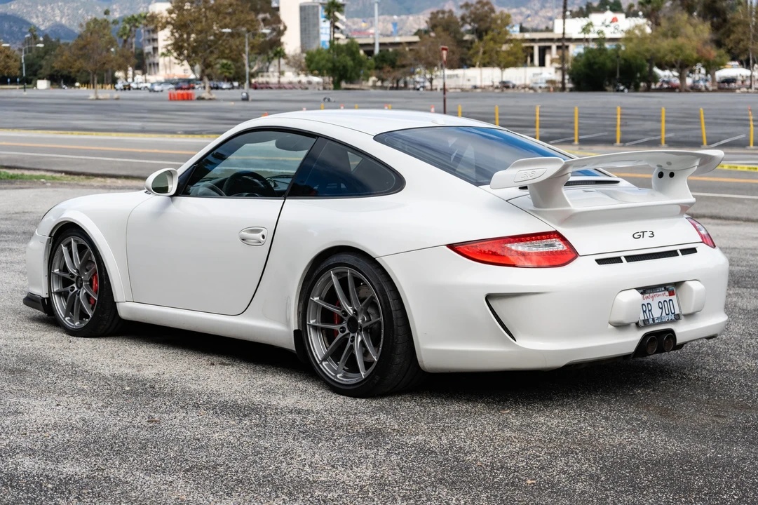 2010 Porsche 997 GT3 - Image 8 of 31