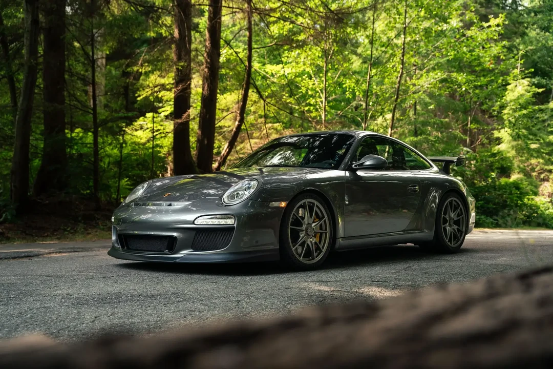 2010 Porsche 997 GT3 - Image 2 of 6