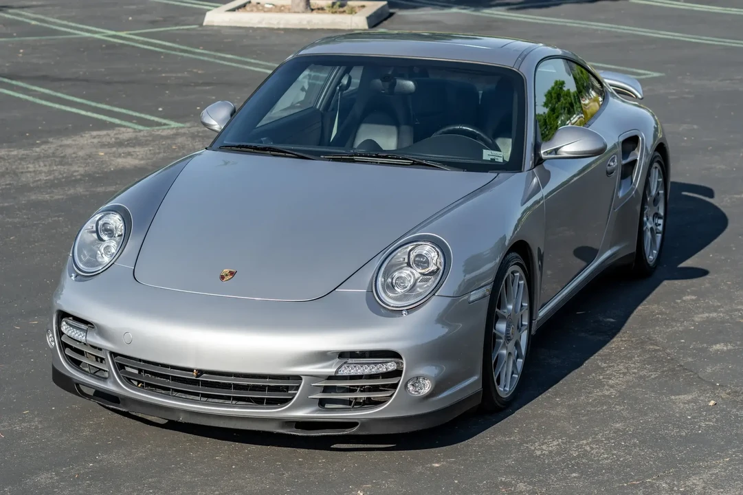 2010 Porsche 997 Turbo - Image 2 of 6