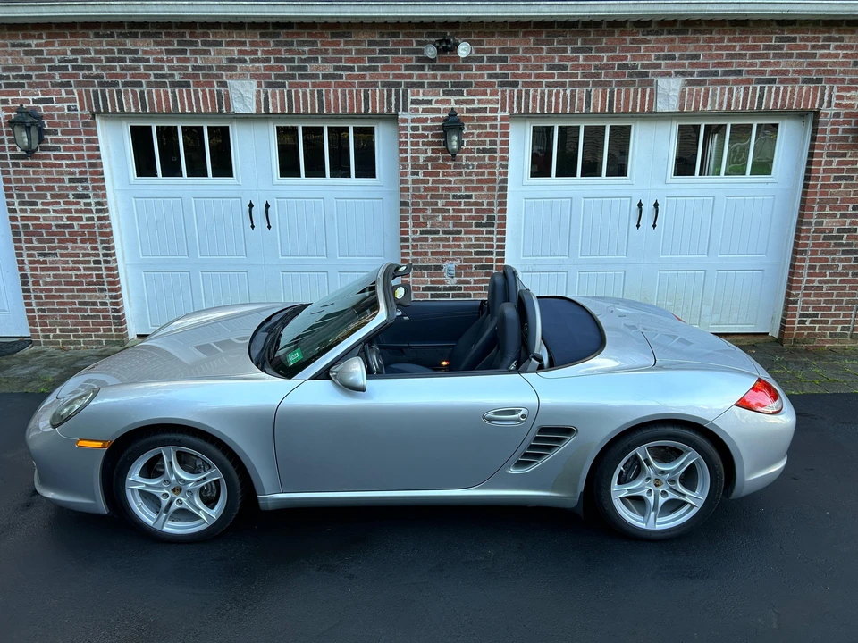 2010 Porsche 987 Boxster - Image 8 of 31