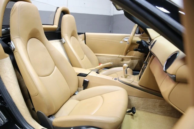 2010 Porsche 987 Boxster - Image 12 of 21