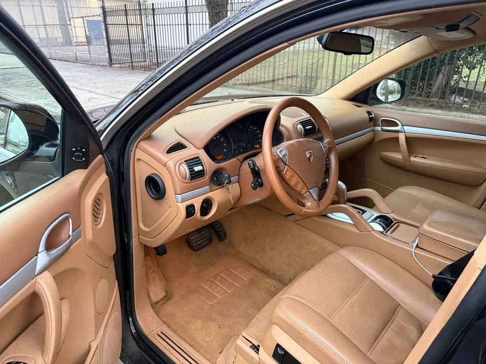 2010 Porsche 955/957 Cayenne - Image 10 of 20