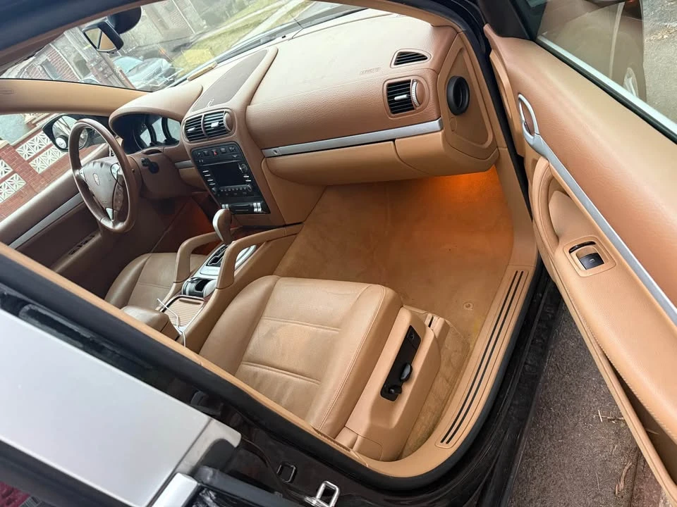 2010 Porsche 955/957 Cayenne - Image 13 of 20