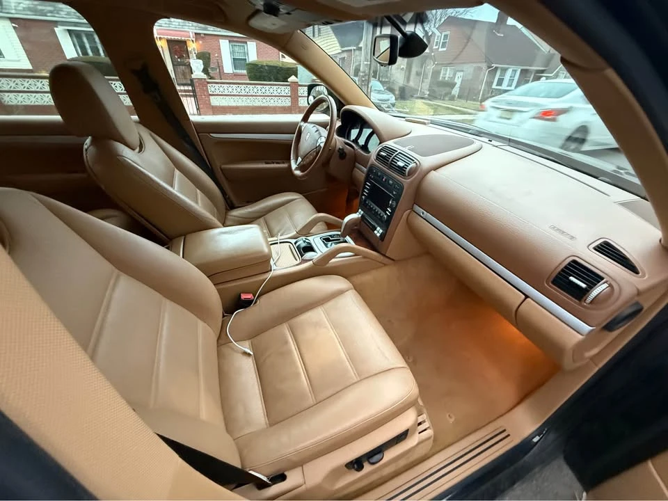 2010 Porsche 955/957 Cayenne - Image 14 of 20
