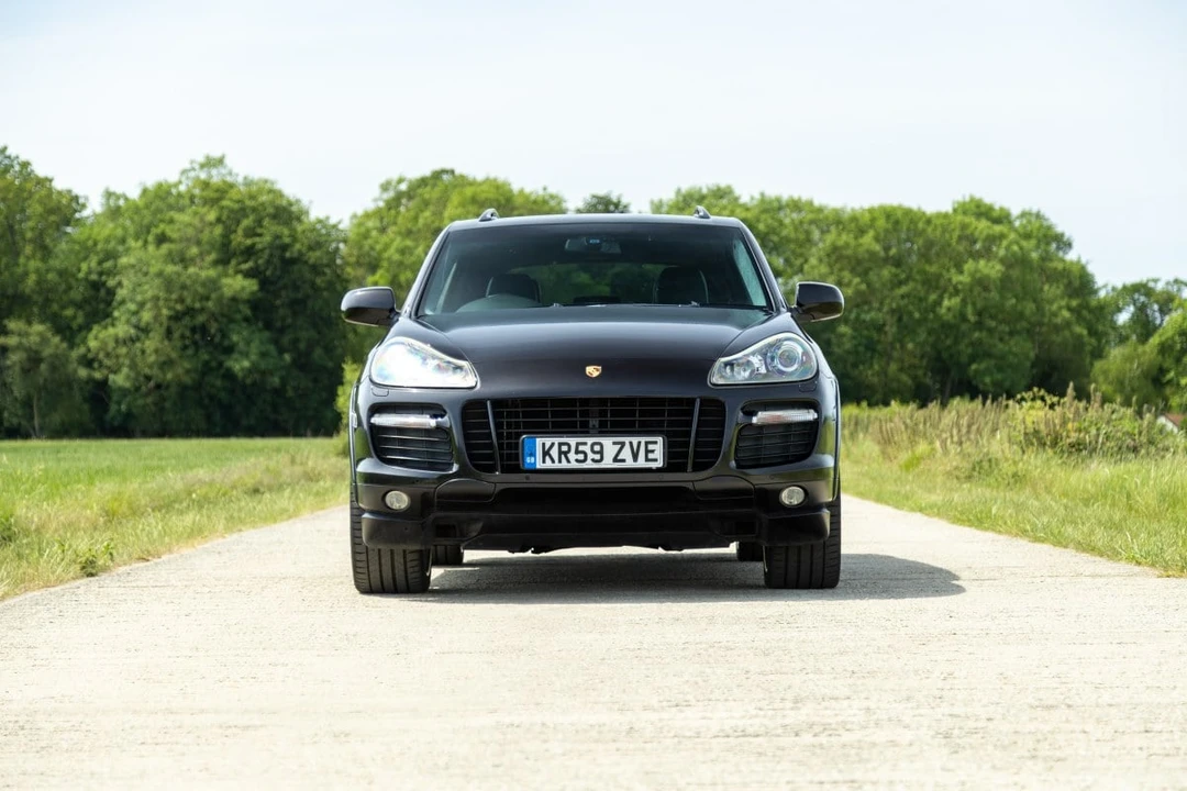 2010 Porsche 955/957 Cayenne GTS - Image 5 of 30
