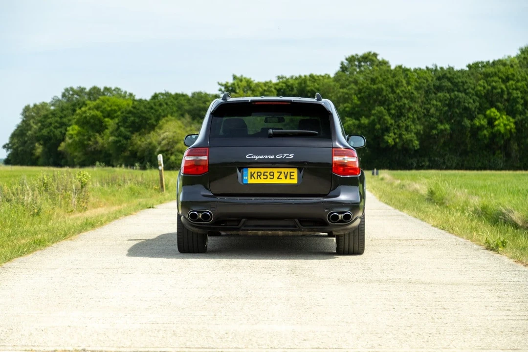 2010 Porsche 955/957 Cayenne GTS - Image 17 of 30