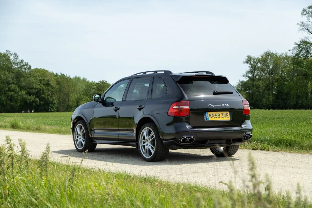 2010 Porsche 955/957 Cayenne GTS - Image 25 of 30