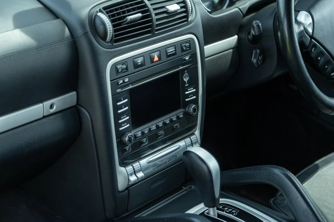 2010 Porsche 955/957 Cayenne GTS - Image 8 of 30