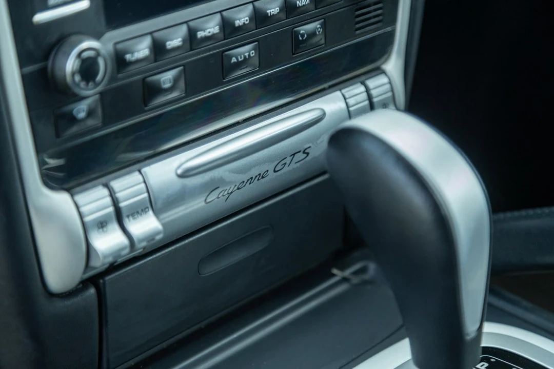2010 Porsche 955/957 Cayenne GTS - Image 4 of 30